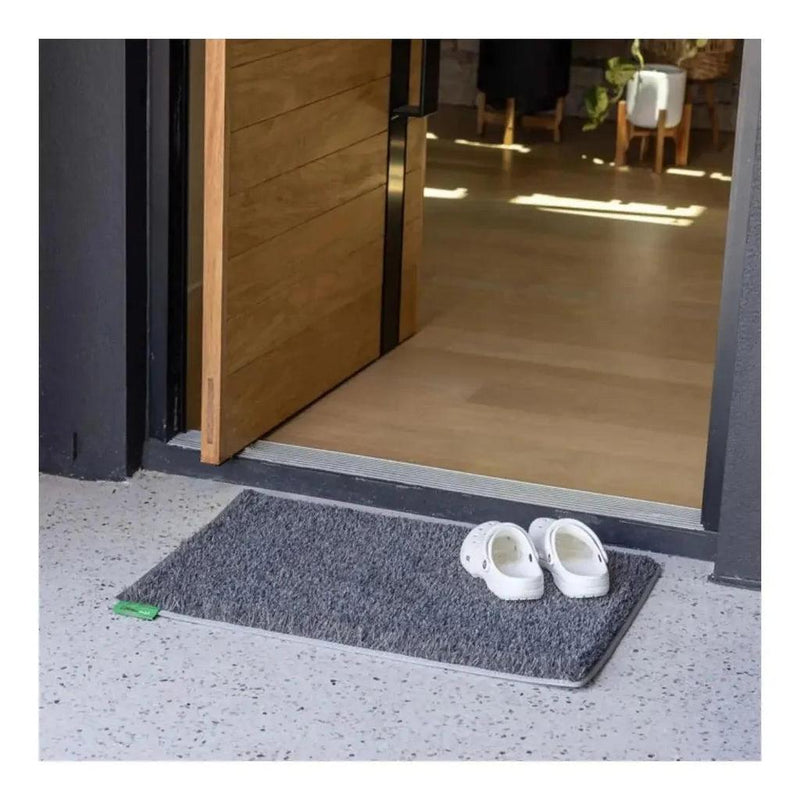 Load image into Gallery viewer, MUK Mat Large Mat 60 x 90cm Dark Grey