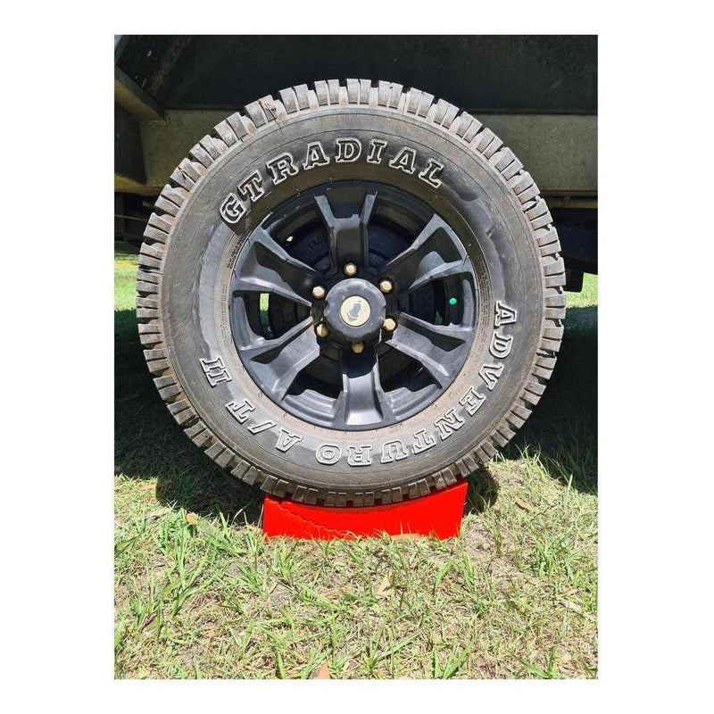 Load image into Gallery viewer, Redfoot Levelling Kit - 2 x Levellers, 2 x Chooks, 2 x Rubber Mats inc Carry Bag