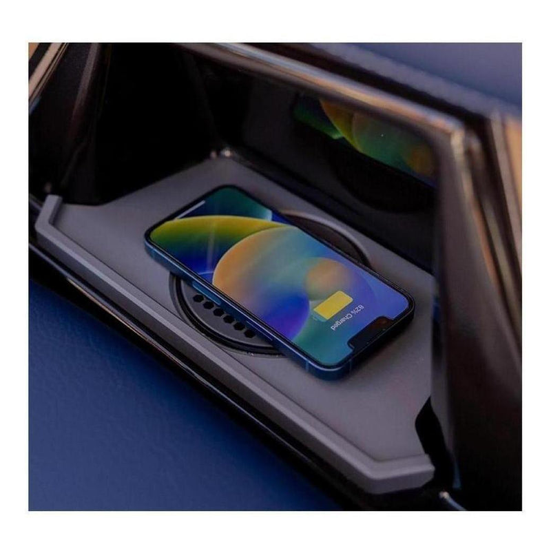 Load image into Gallery viewer, Scanstrut ROKK 12/24V Waterproof Surface Mount Phone Charger