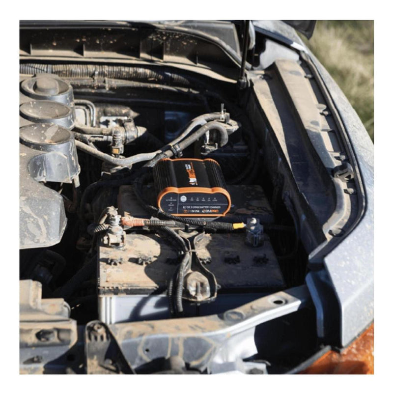 Load image into Gallery viewer, BMPRO Pro Boost 25 Amp Lithium DC-DC Charger with 25A Solar Input MMPT
