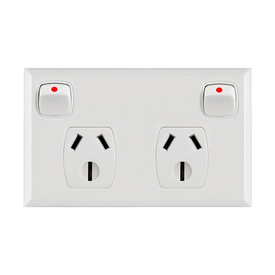 Iluma 15A Double Pole Double GPO Powerpoint White