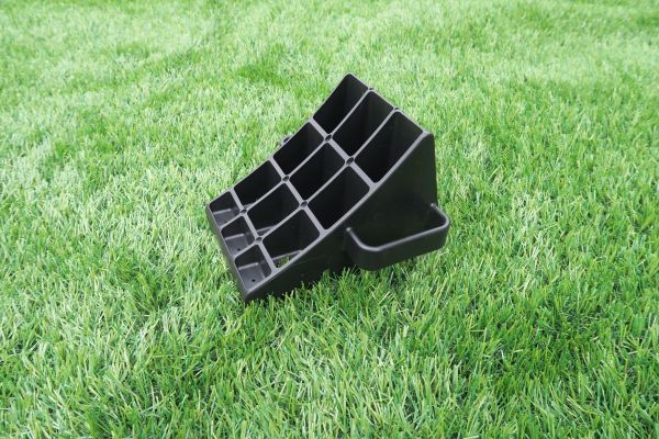 Load image into Gallery viewer, Milenco Wedge Level Chock Single
